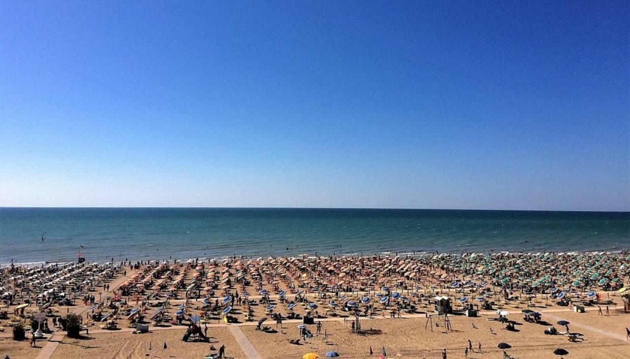 Giuliana - Appartamenti Bibione Luaran gambar